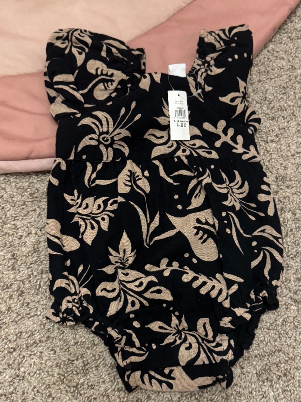 NWT gap onesie